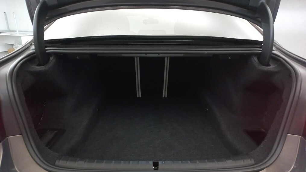 BMW Serii 5, 540