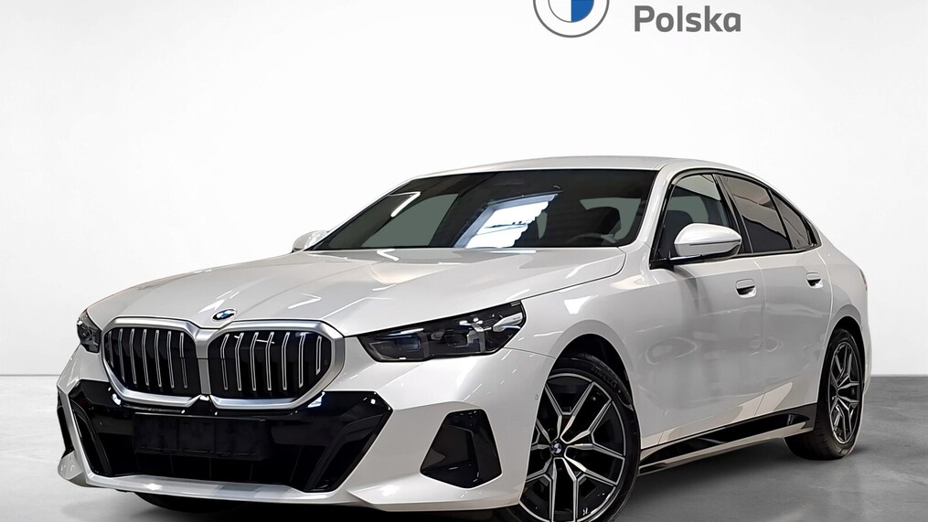 BMW Serii 5, 520