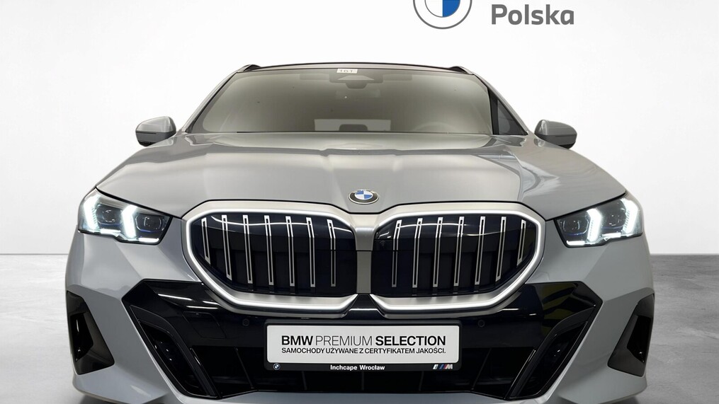BMW Serii 5, 520