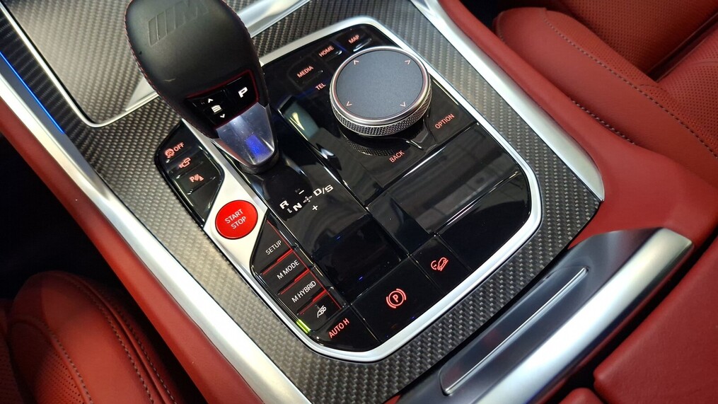BMW XM