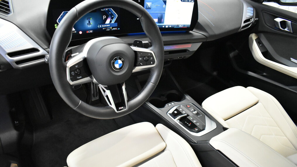 BMW Serii 2, 220