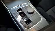 BMW Serii 3, 330