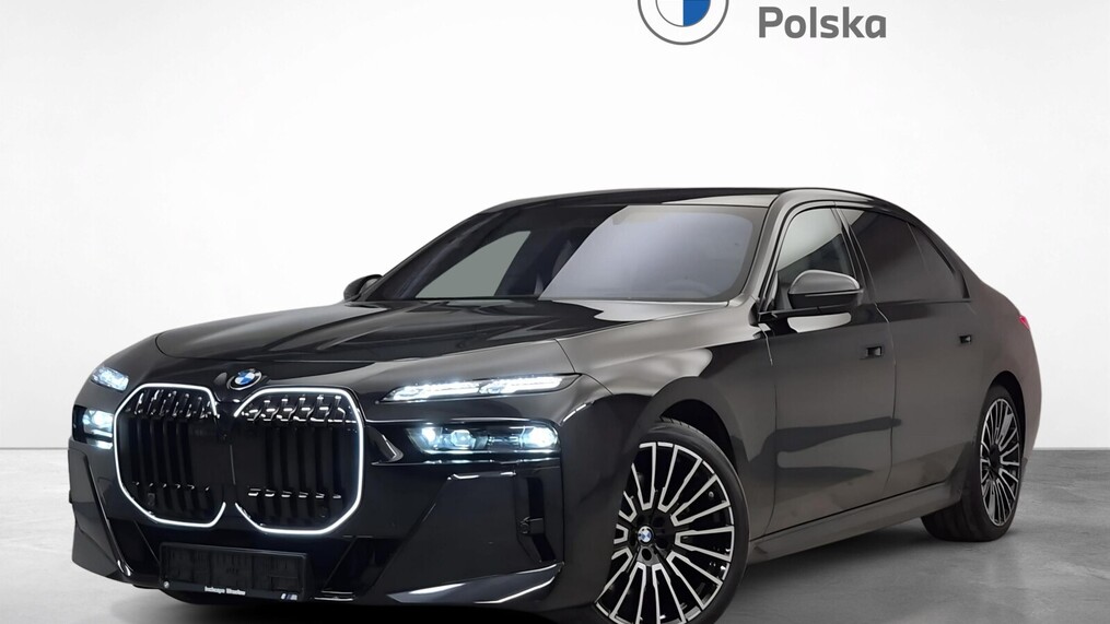 BMW Serii 7, 740
