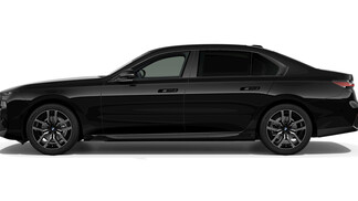 BMW Serii 7, 740