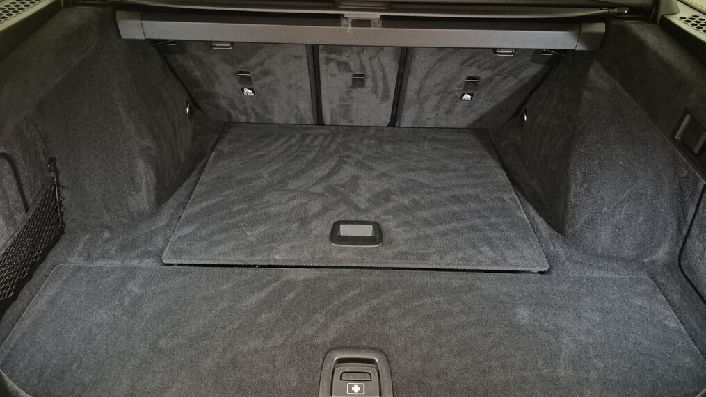 BMW Serii 3, 320