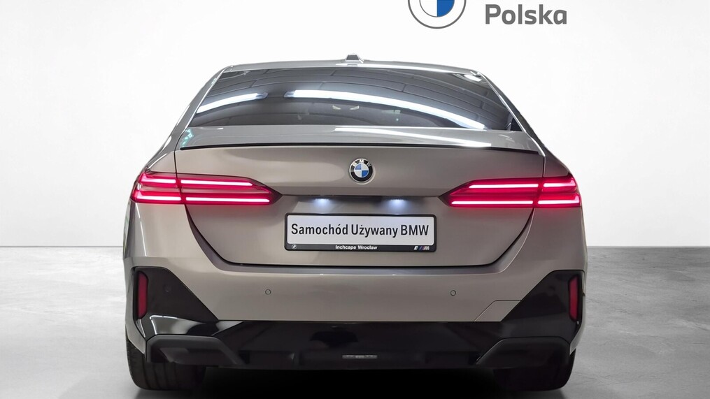 BMW Serii 5, 540