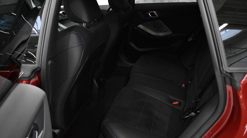 BMW Serii 2, 220