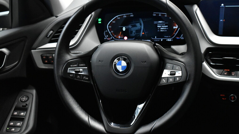 BMW Serii 1, 118