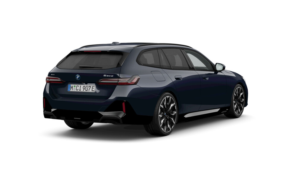 BMW Serii 5, 530