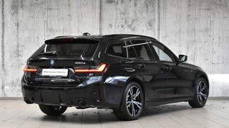 BMW Serii 3, 330