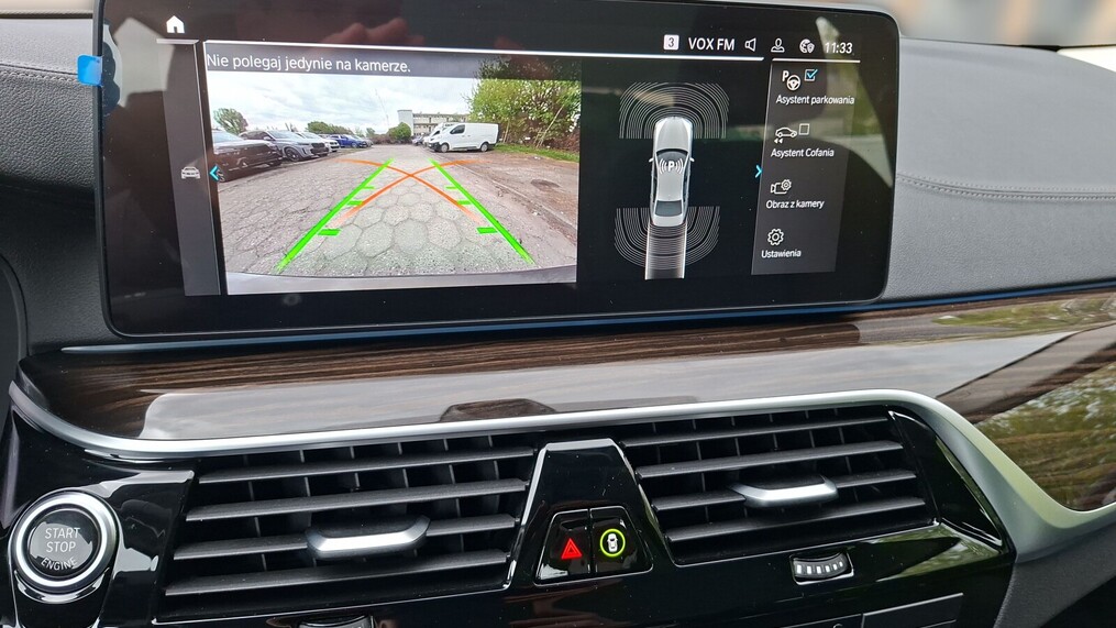 BMW Serii 5, 530