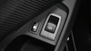 BMW Serii 3, 330