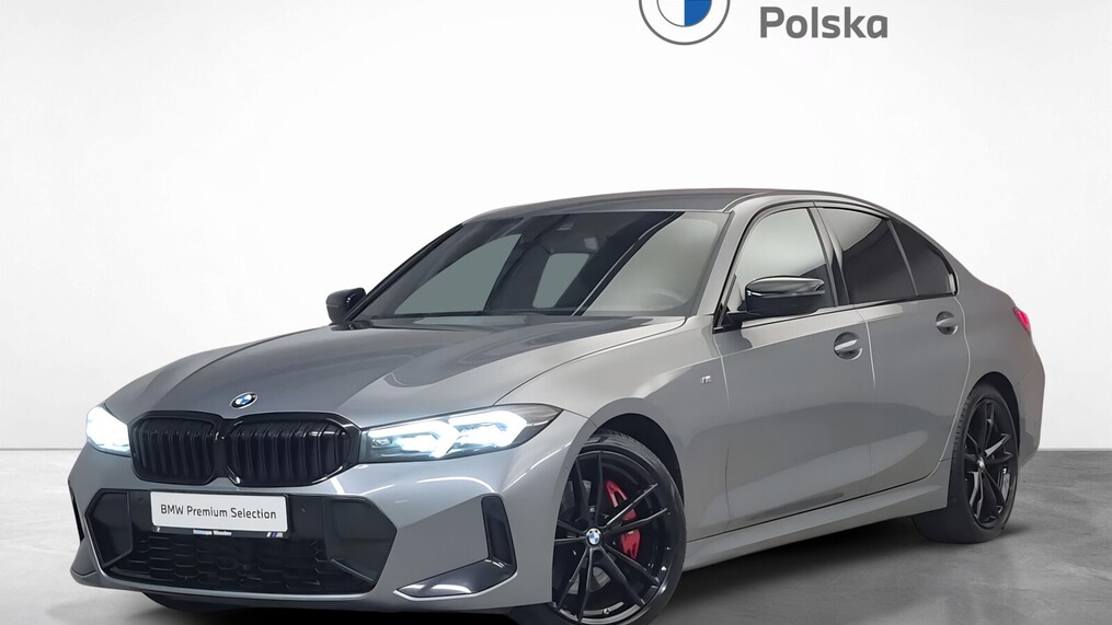 BMW Serii 3, 330