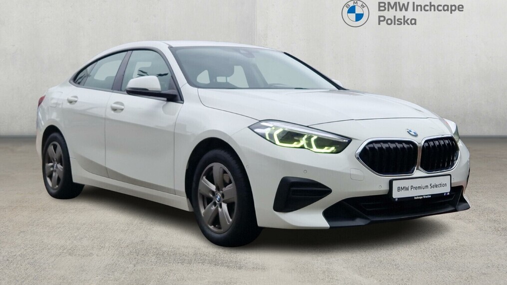 BMW Serii 2, 218