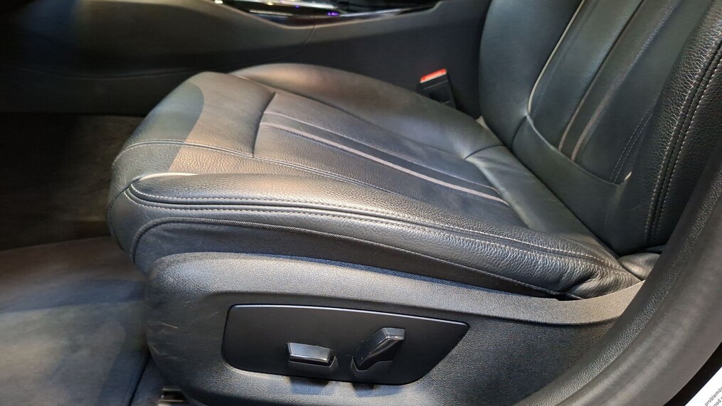 BMW Serii 5, 520