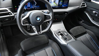BMW Serii 3, 330