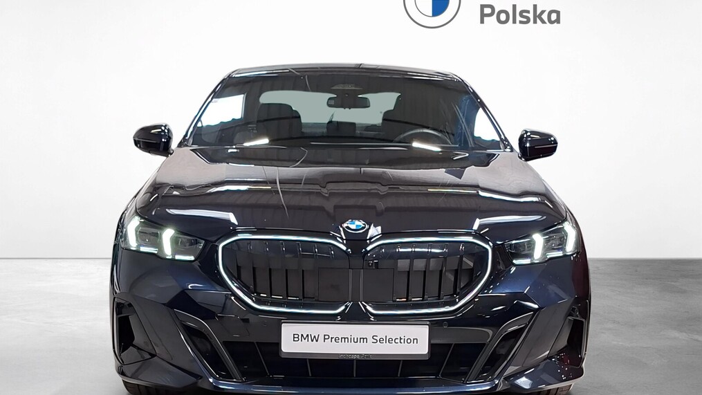 BMW Serii 5, 520
