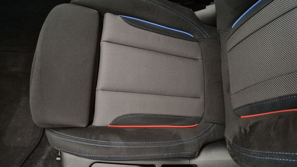 BMW Serii 3, 320
