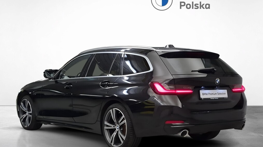 BMW Serii 3, 320