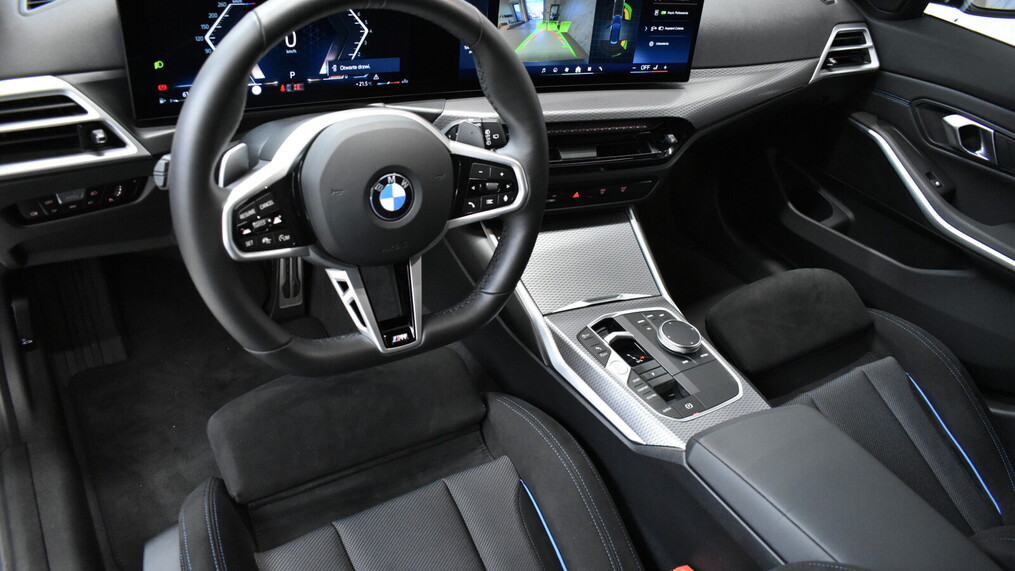 BMW Serii 3, 330