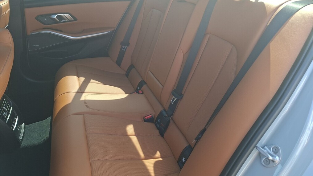 BMW Serii 3, 340