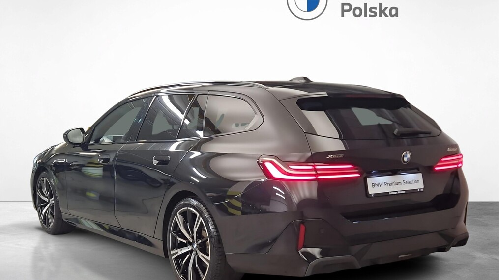 BMW Serii 5, 520