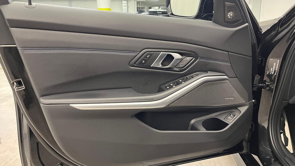 BMW Serii 3, 340