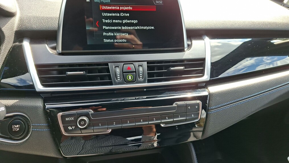 BMW Serii 2, 225