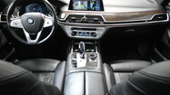 BMW Serii 7, 740