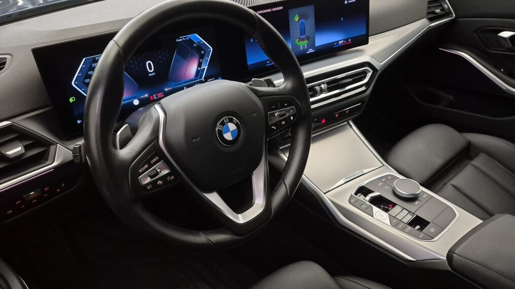 BMW Serii 3, 320