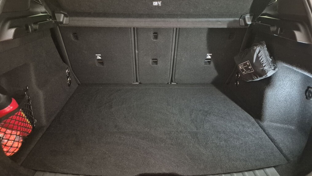 BMW Serii 2, 218