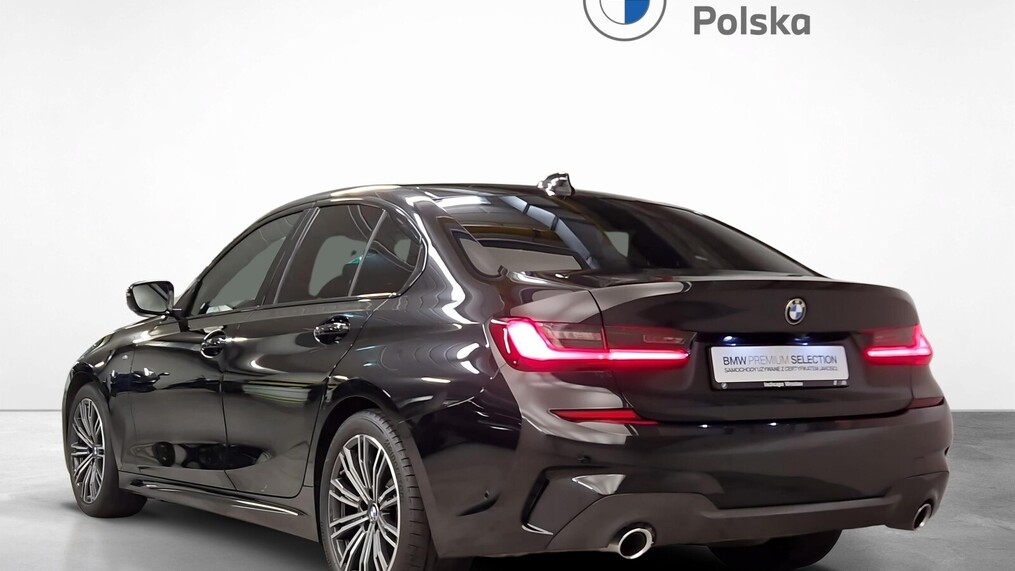 BMW Serii 3, 320
