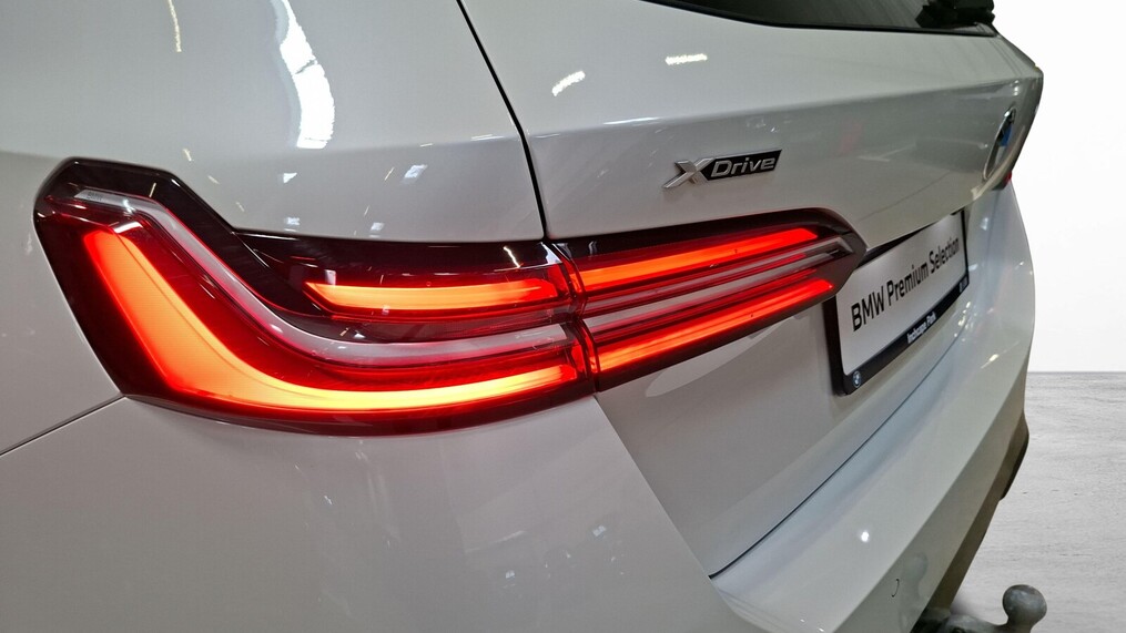 BMW Serii 5, 520