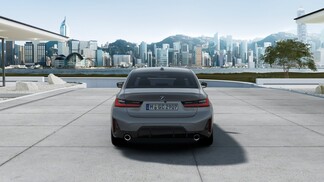 BMW Serii 3, 320