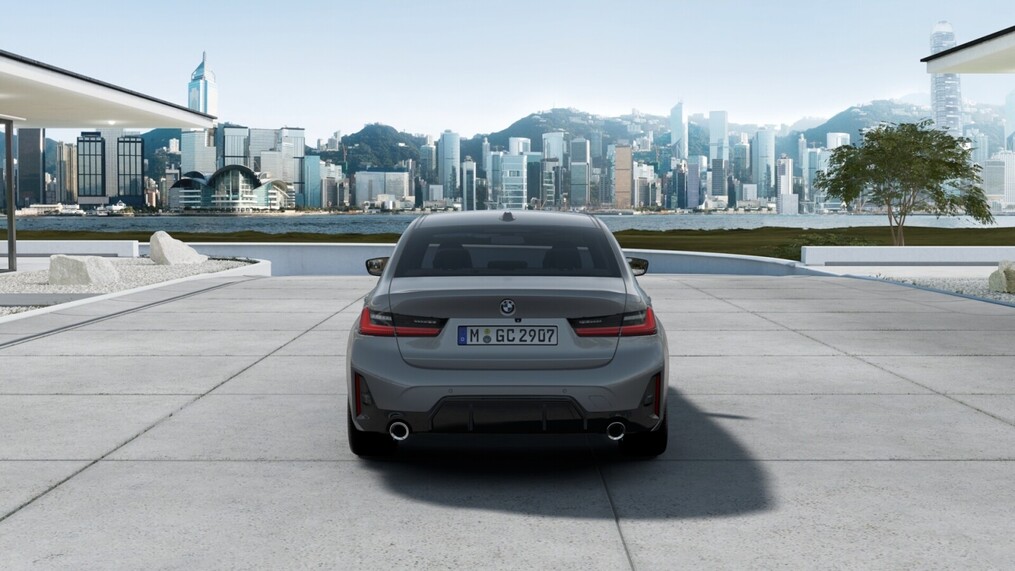 BMW Serii 3, 320