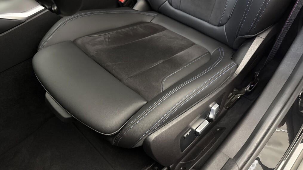BMW Serii 3, 340