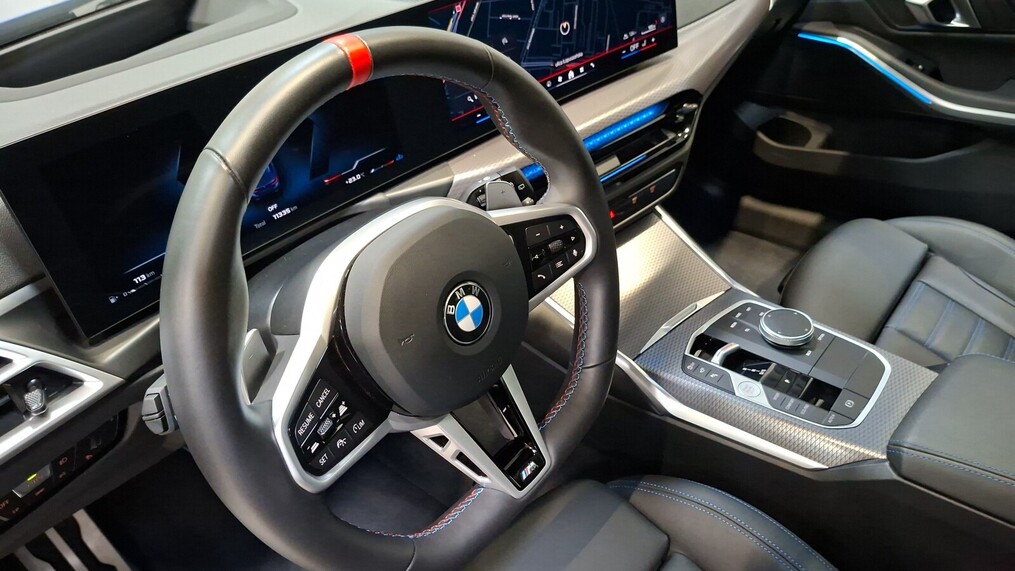 BMW Serii 3, 340