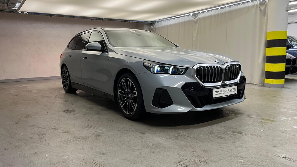 BMW Serii 5, 520