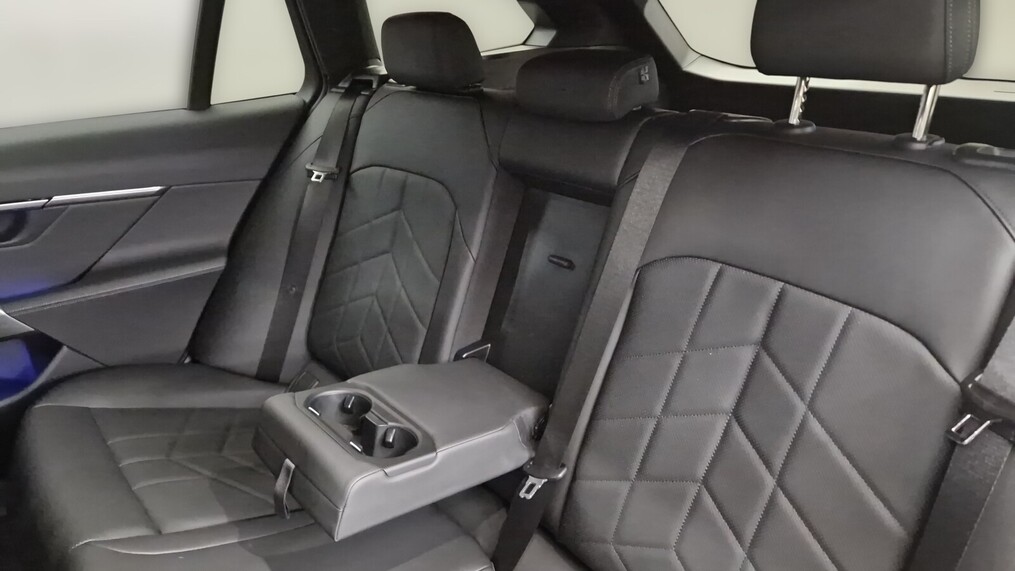 BMW Serii 5, 520