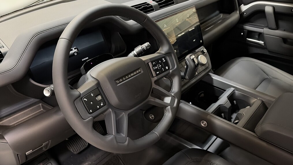 Land Rover Defender 90