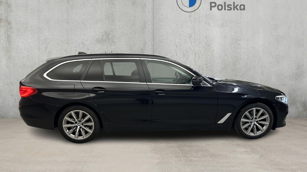 BMW Serii 5, 520