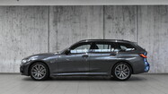 BMW Serii 3, 330