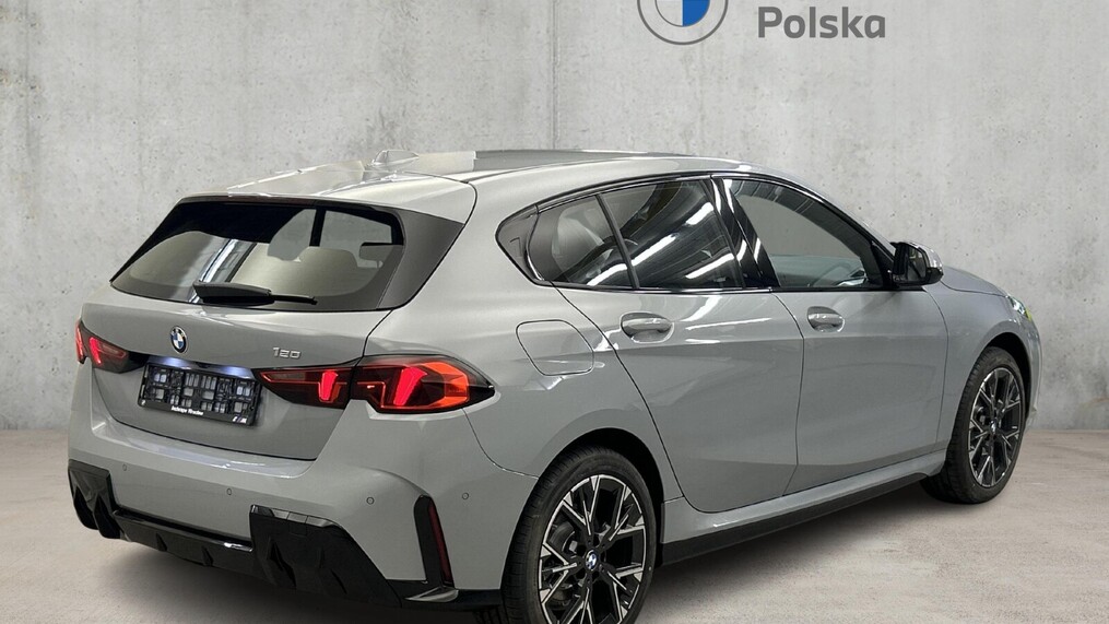 BMW Serii 1, 120
