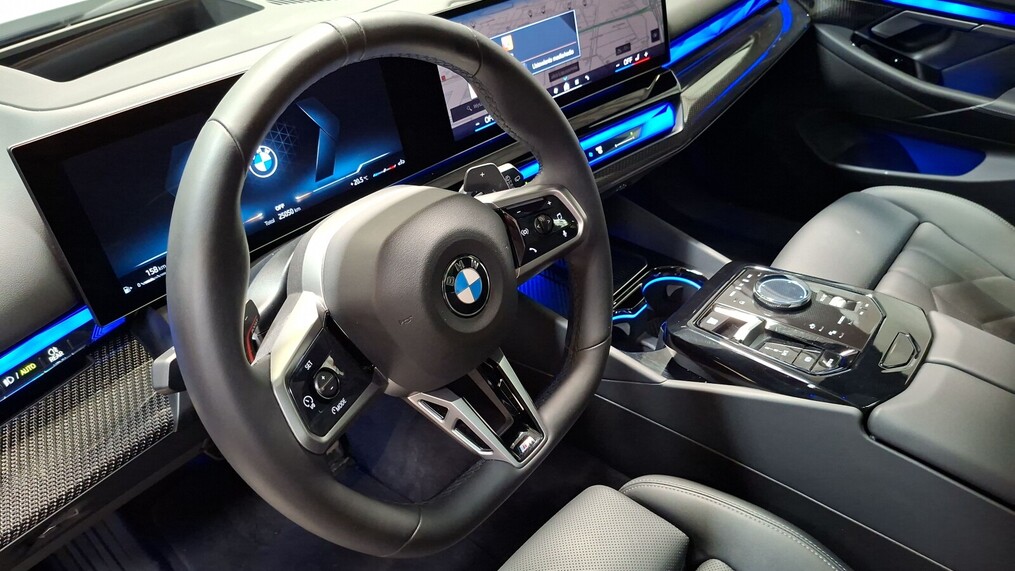 BMW Serii 5, 540
