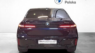 BMW Serii 7, 740