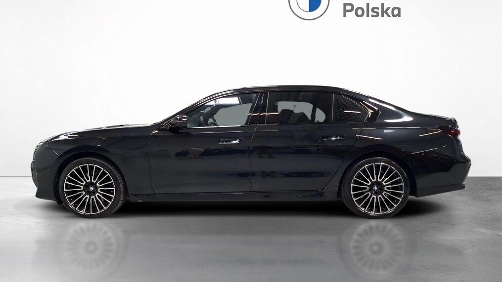 BMW Serii 7, 740