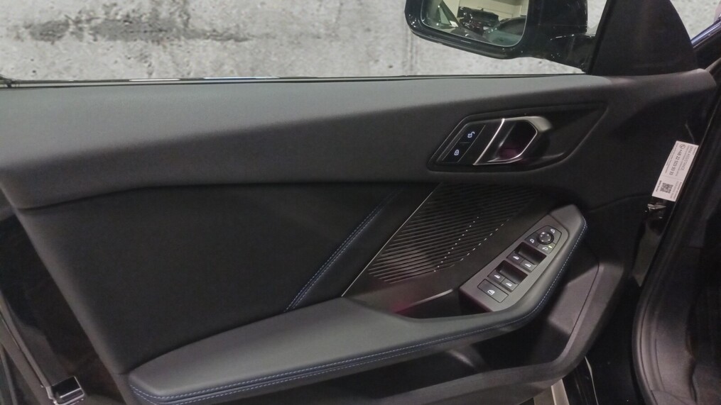 BMW Serii 2, 220