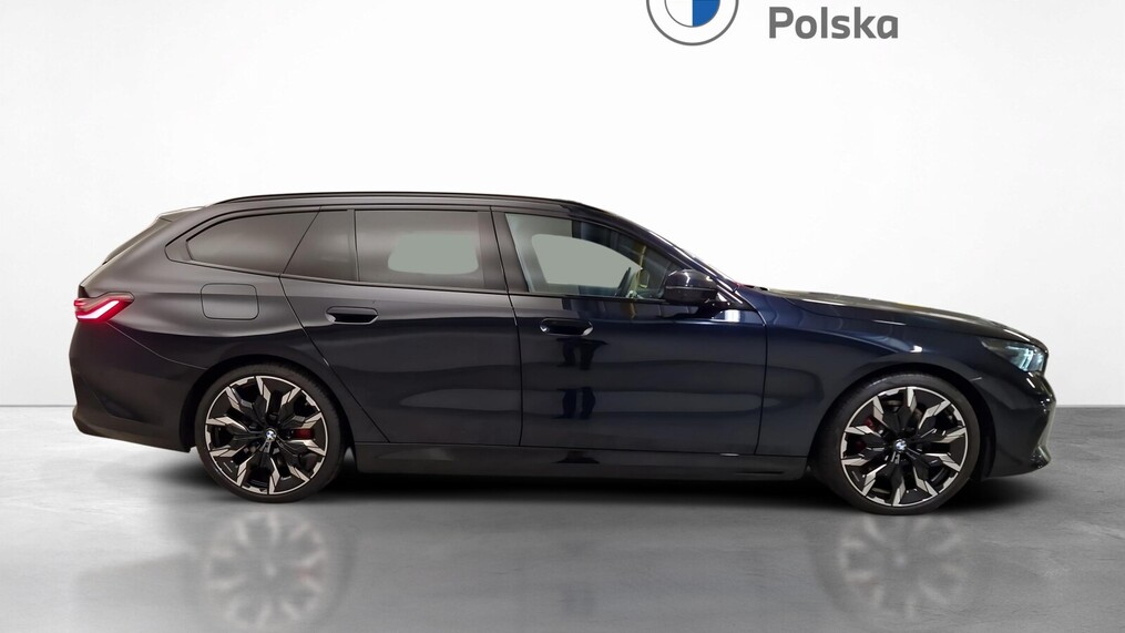 BMW Serii 5, 530
