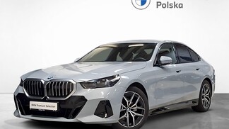 BMW Serii 5, 520