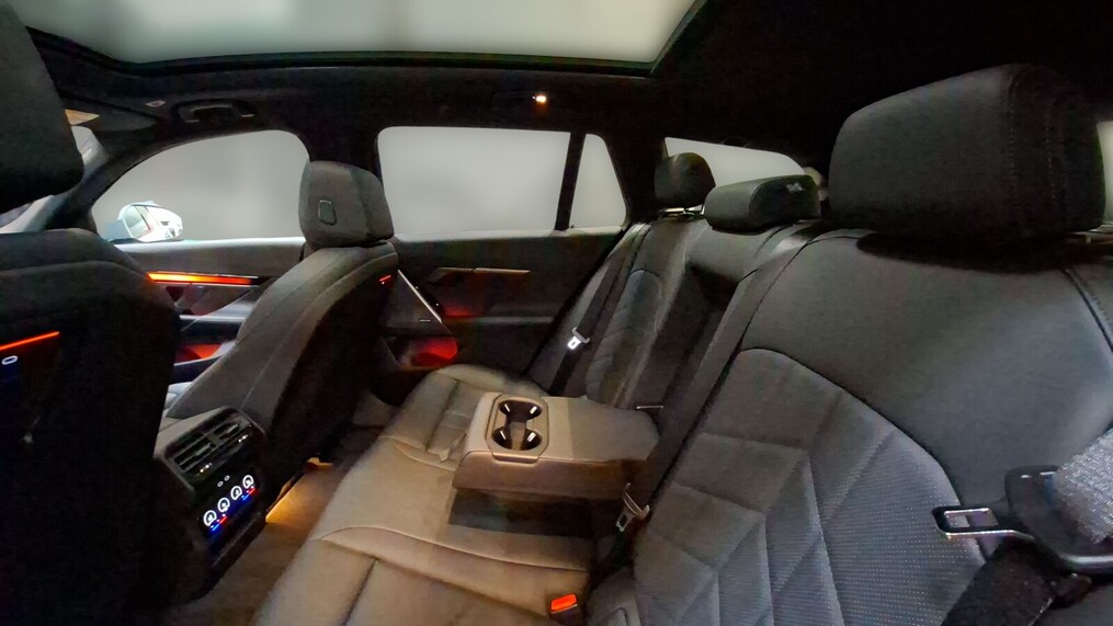 BMW Serii 5, 520